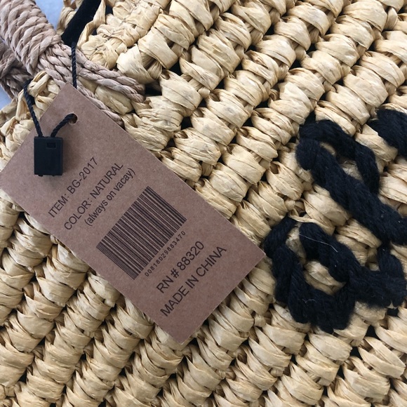 C.C Always On Vacay Graphic Embroided Natural Straw Beach Bag Tote NWT - Picture 3 of 7